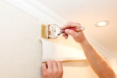 Pose de papier peint à Esclauzels — revêtements muraux et toiles de verre